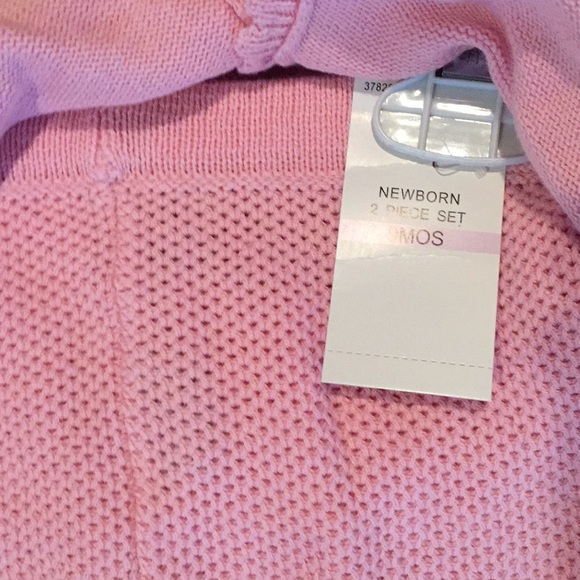 Calvin Klein 2pc knit set - Picture 5 of 5